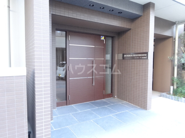 22/30 エントランス