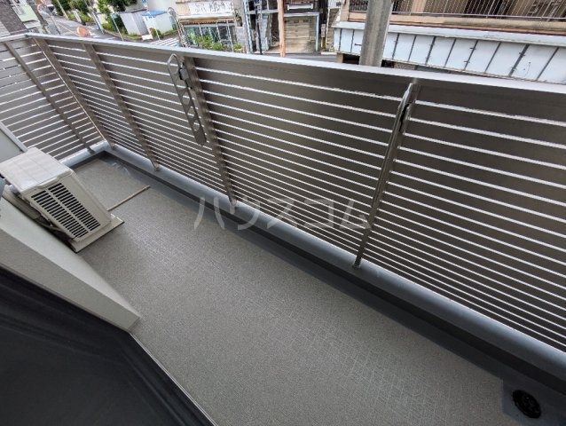 19/30 バルコニー