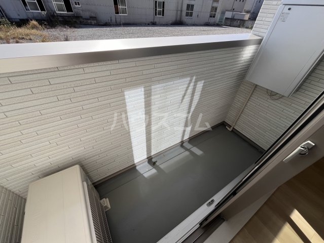 21/30 バルコニー