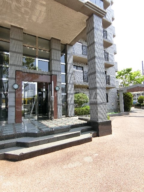 15/21 エントランス