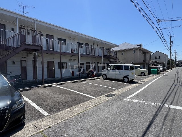 2/3 駐車場