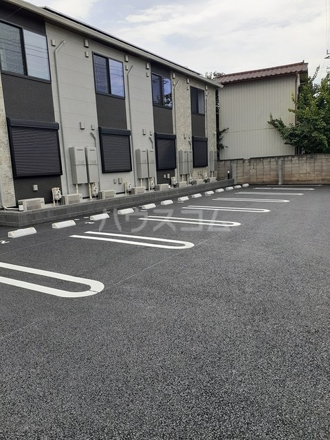 14/21 駐車場