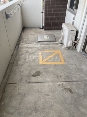 19/30 バルコニー