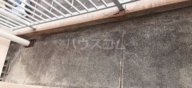 18/30 バルコニー