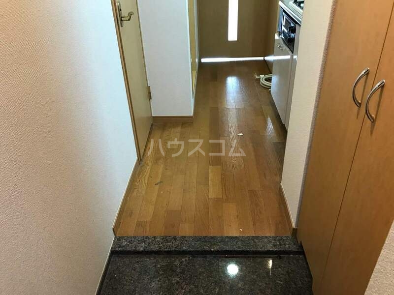 5/13 玄関