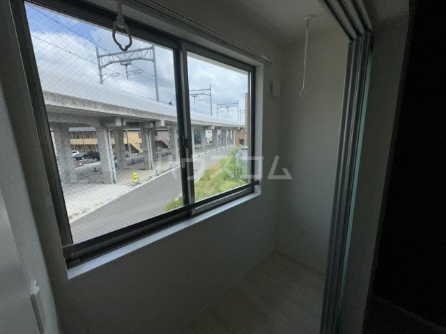 18/26 バルコニー