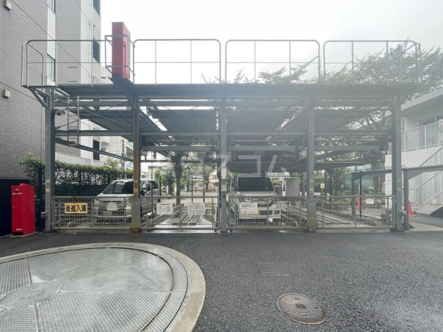 17/20 駐車場
