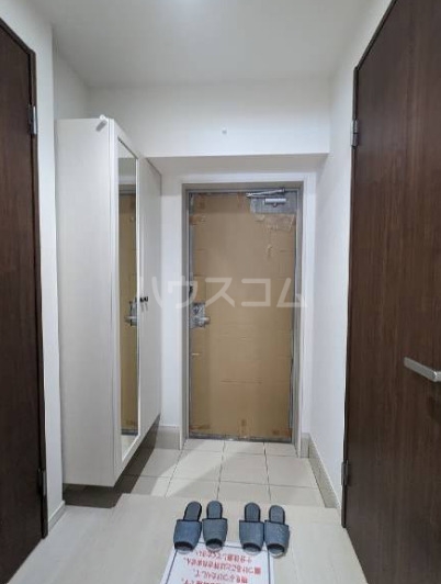 15/17 エントランス