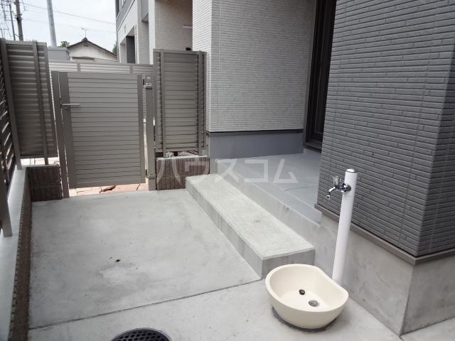 14/23 バルコニー