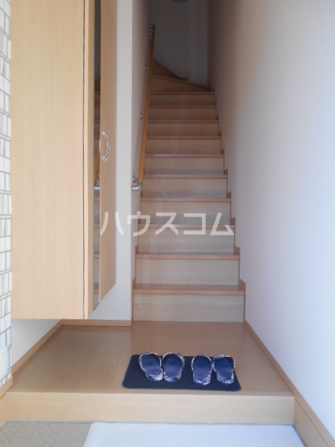 13/30 玄関