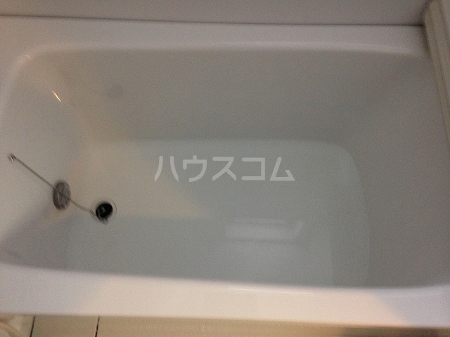 15/28 浴室