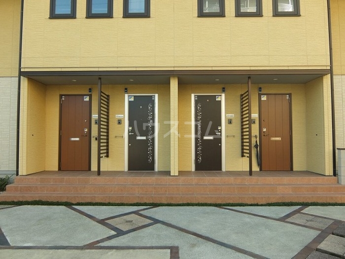 3/4 エントランス