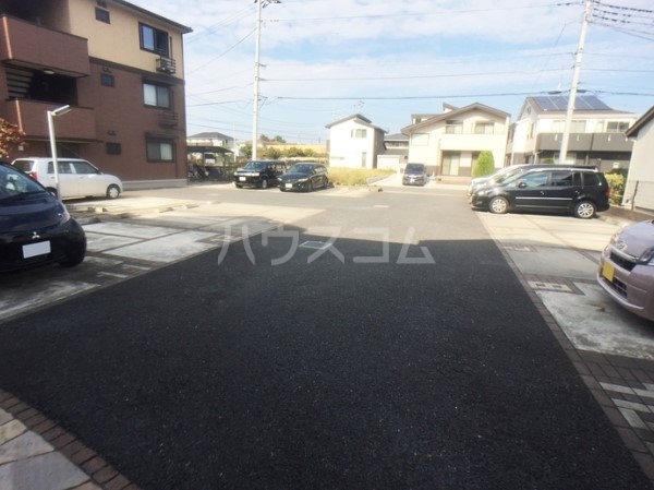 17/24 駐車場