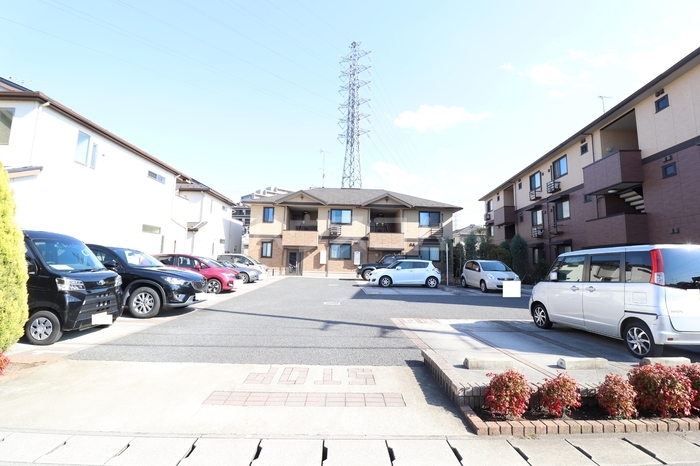 16/23 駐車場