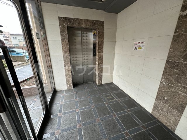 29/30 エントランス