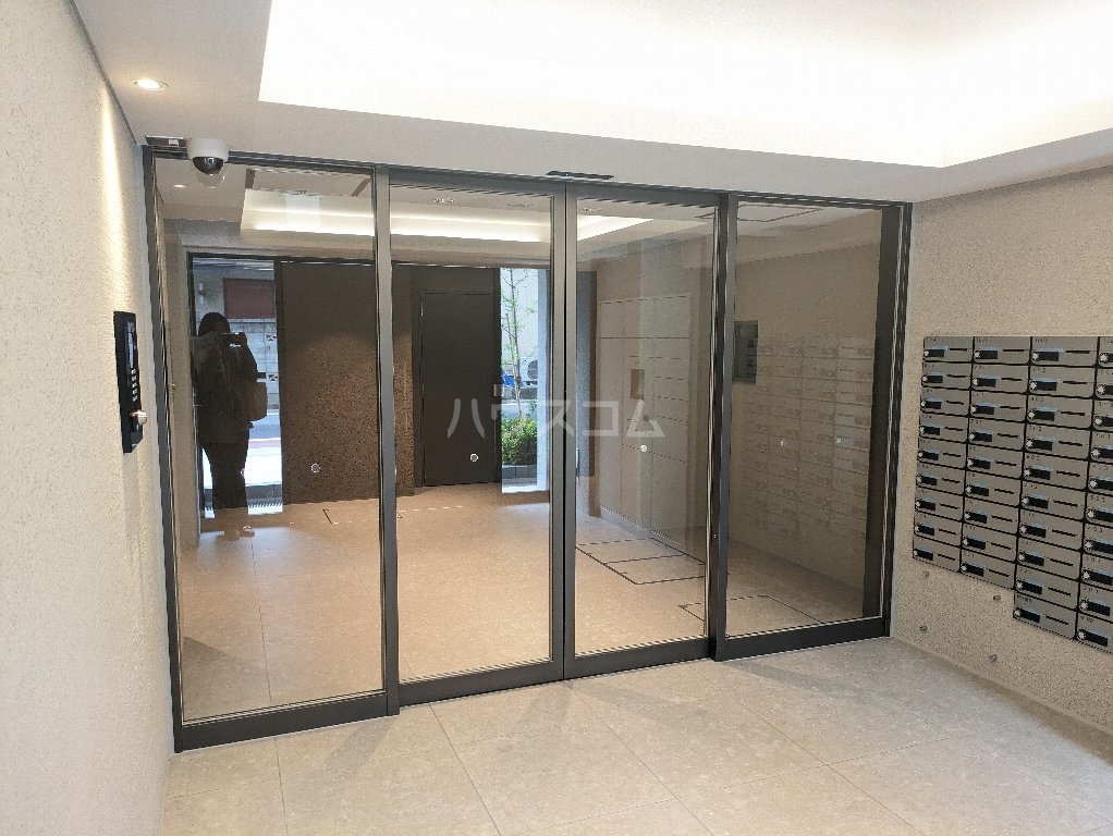 29/30 エントランス