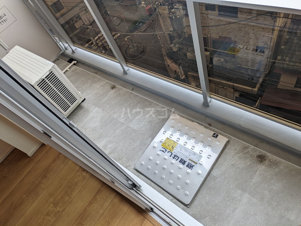 21/30 バルコニー