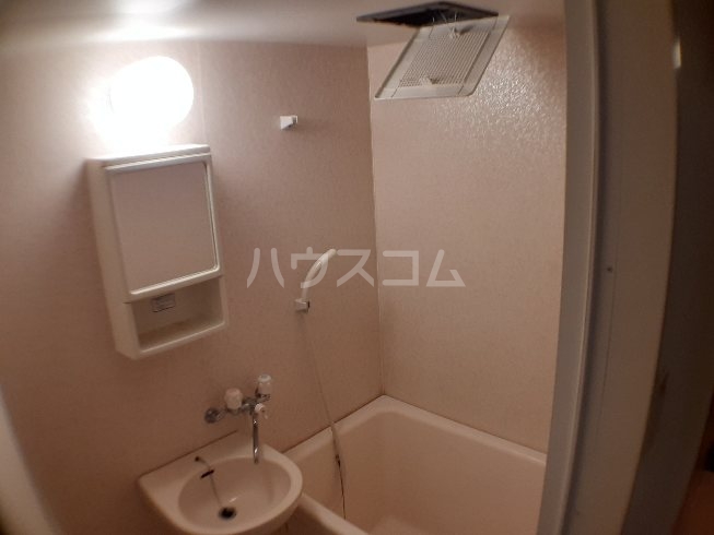 13/30 洗面