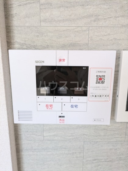 26/29 エントランス