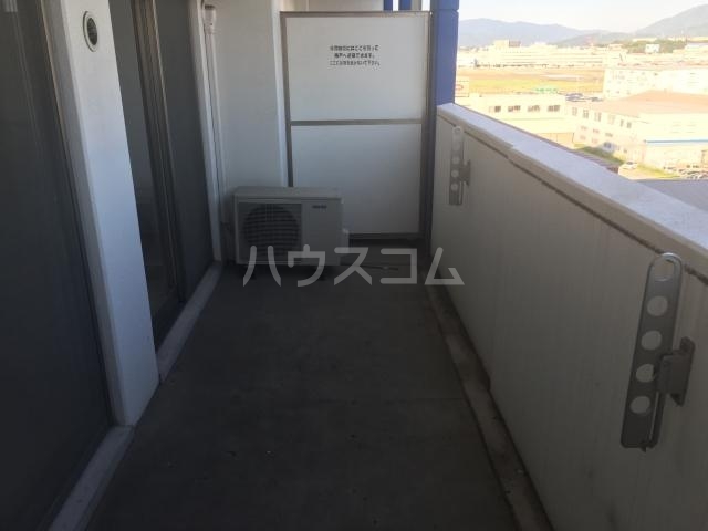 16/23 バルコニー