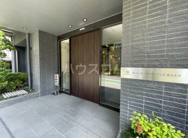 16/22 エントランス