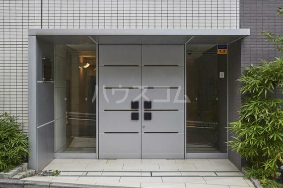 20/25 エントランス