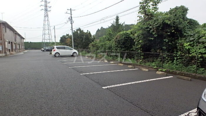 21/23 駐車場
