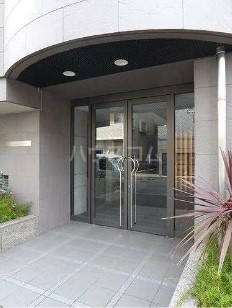 17/21 エントランス