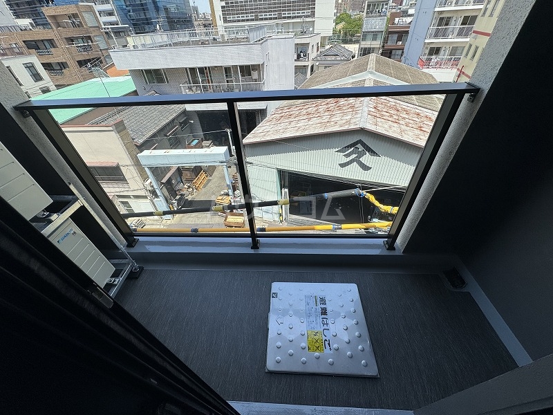 14/23 バルコニー