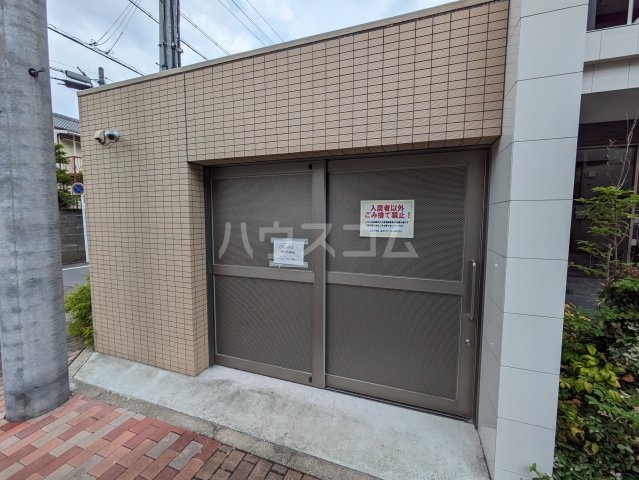 29/30 エントランス