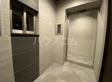 15/20 エントランス