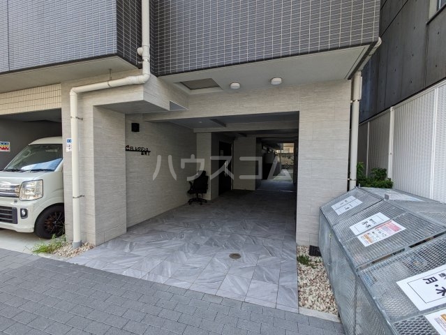 3/8 エントランス