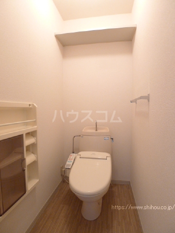 16/27 トイレ