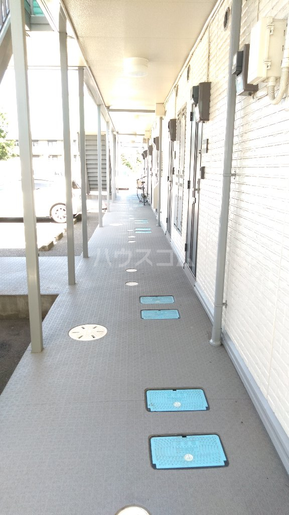 2/5 エントランス