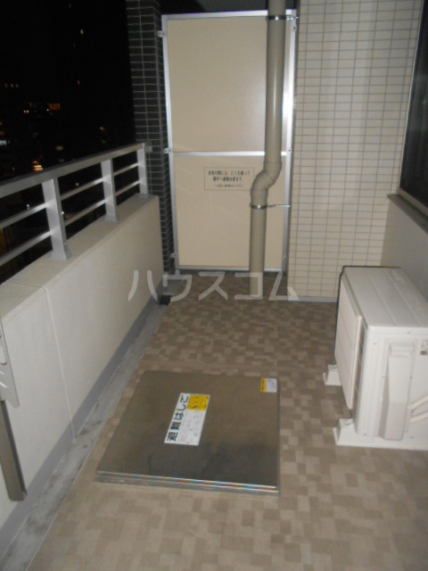 20/30 バルコニー