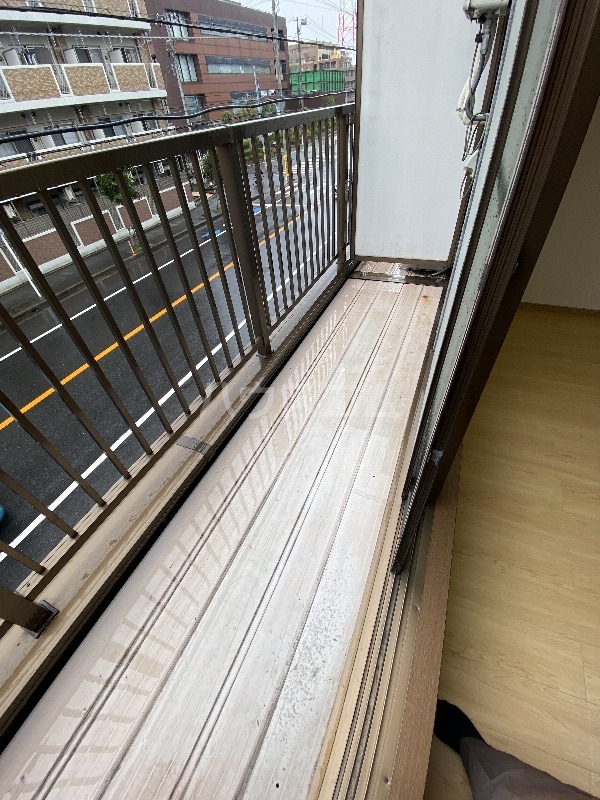 23/30 バルコニー