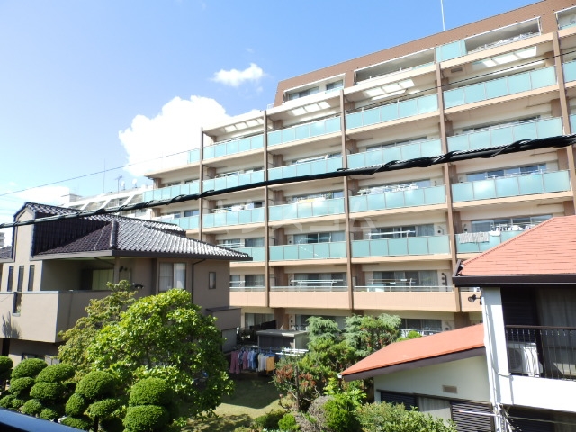 2/4 外観