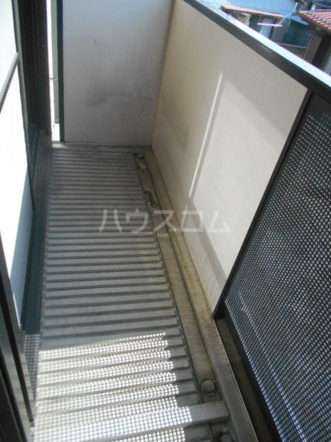 18/23 バルコニー