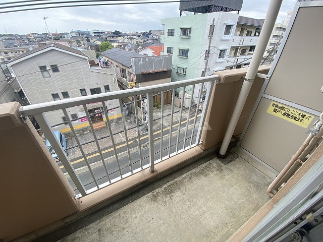 20/27 バルコニー