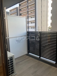 17/28 バルコニー