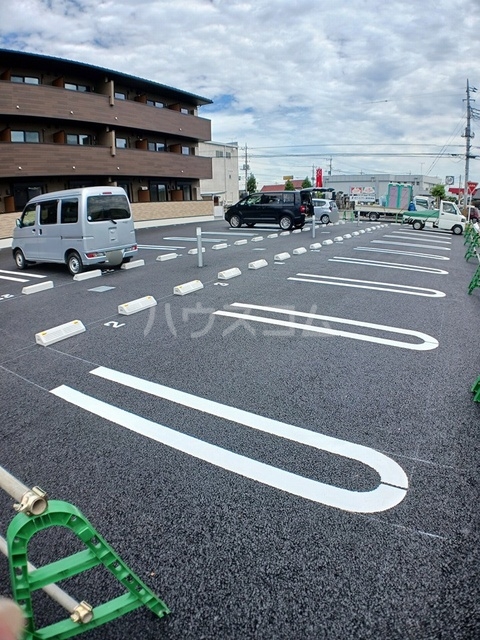 2/14 駐車場