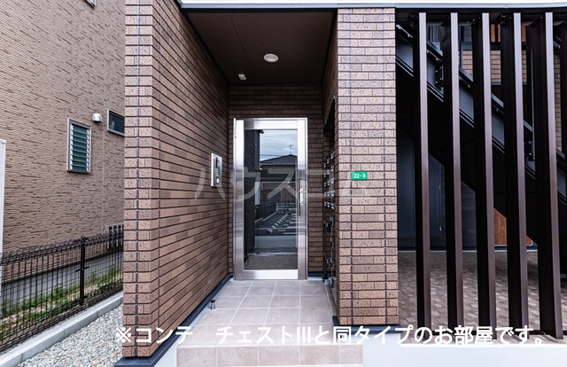 14/21 エントランス