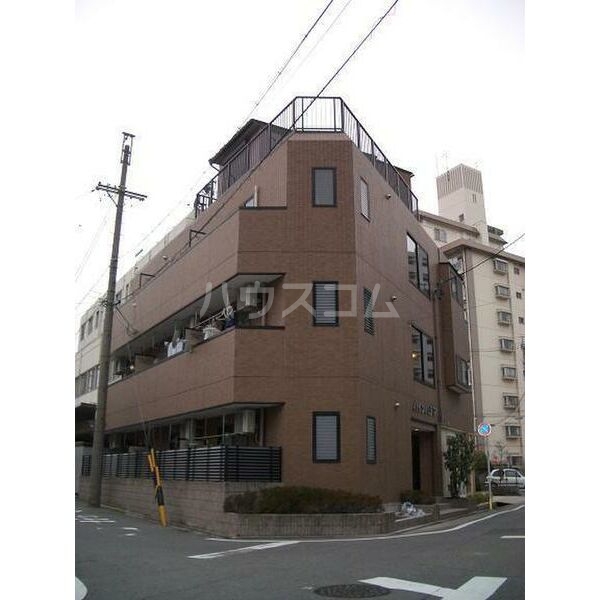 14/20 エントランス