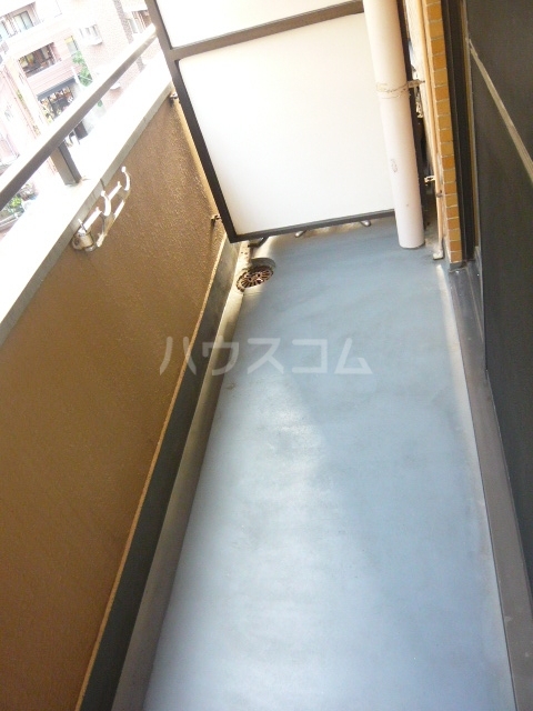 17/30 バルコニー