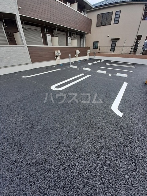 14/26 駐車場