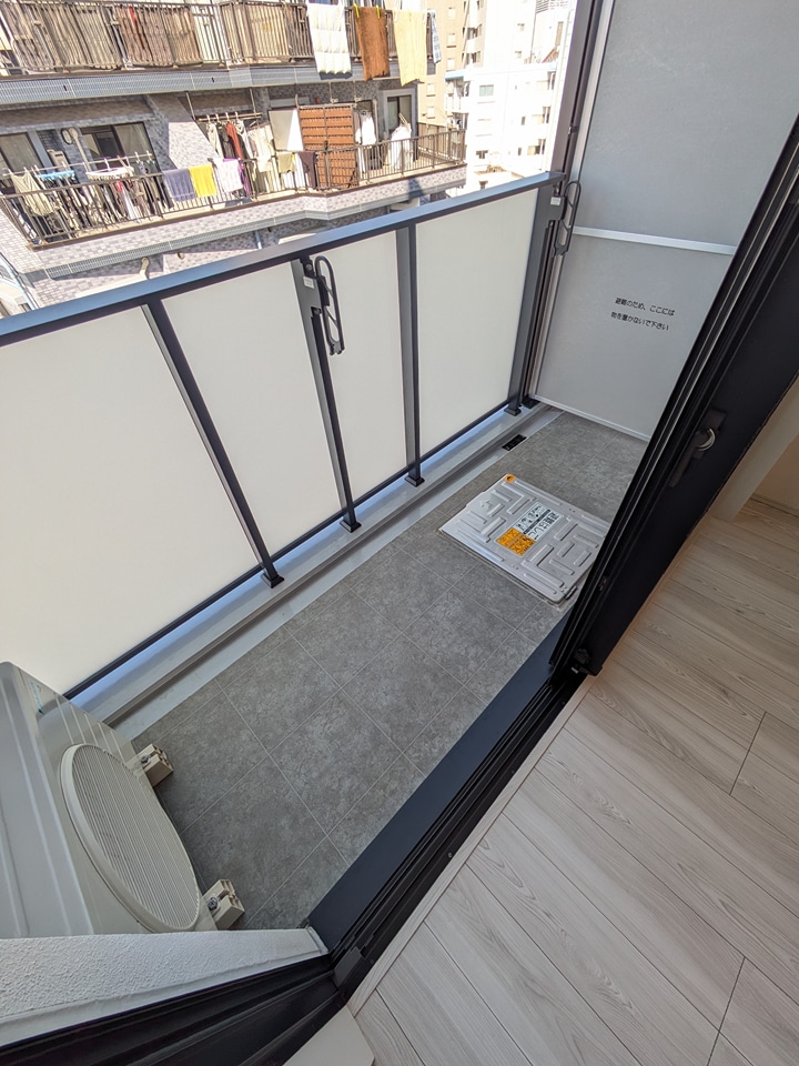 18/30 バルコニー