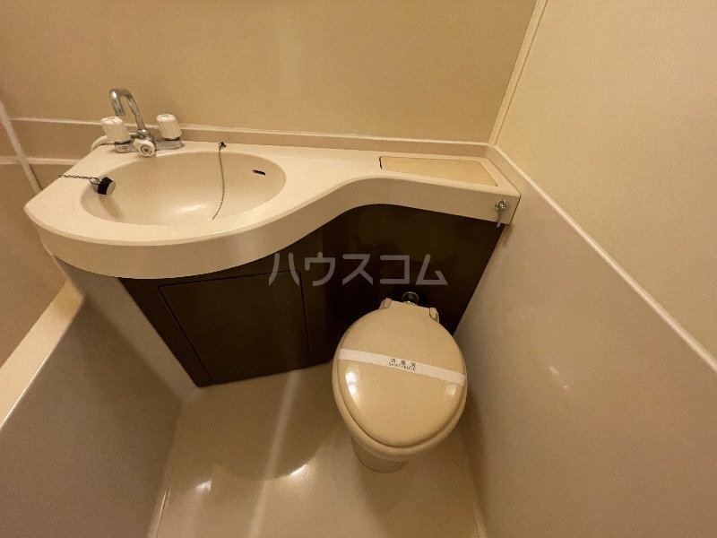 13/30 トイレ