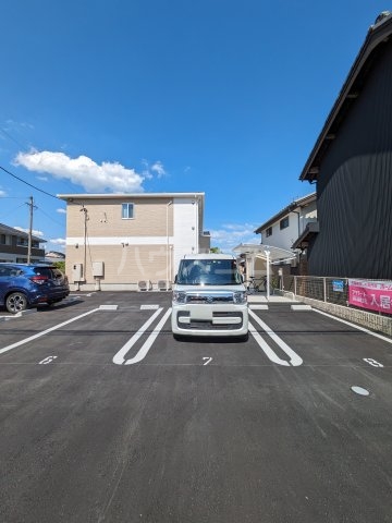 2/11 駐車場