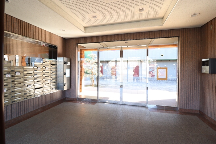 15/26 エントランス