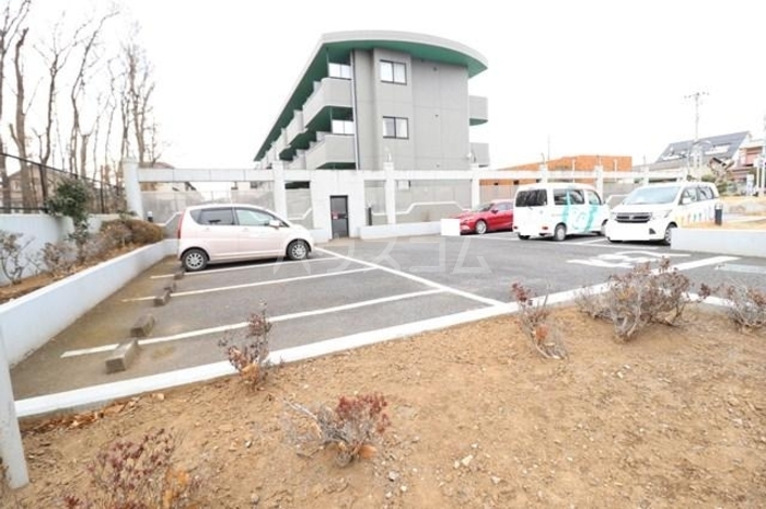 17/26 駐車場